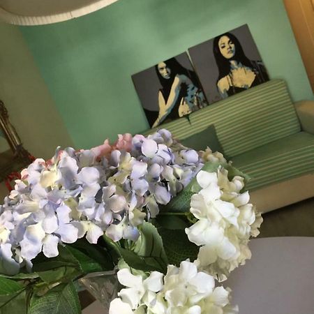 Resident St Agata Appartament Artist Apartment Marina di Massa Exterior foto