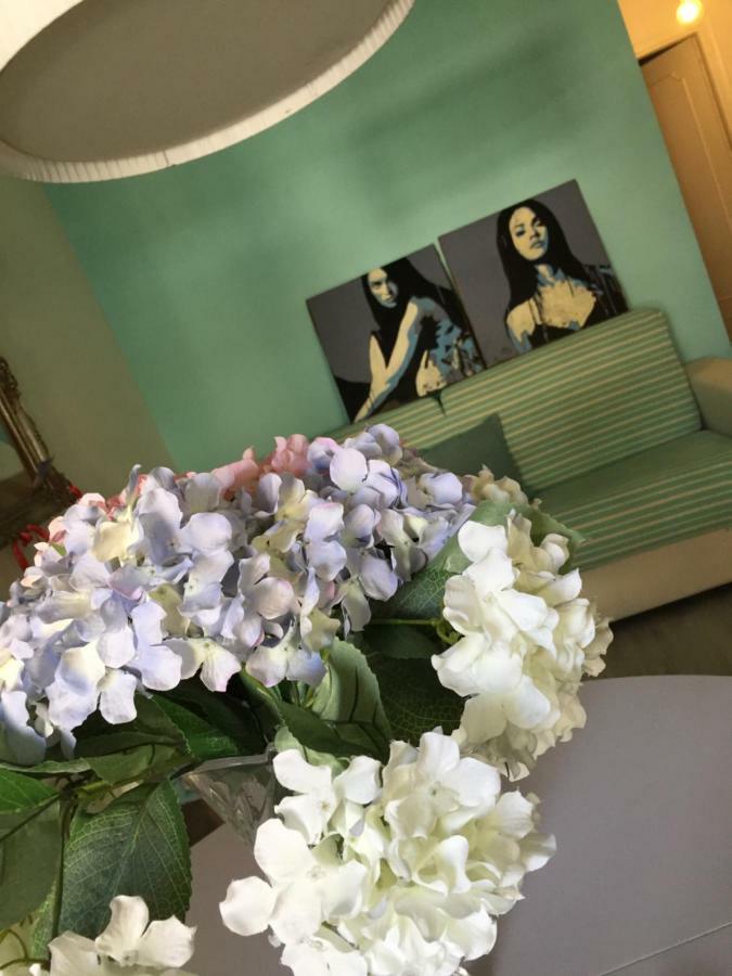 Resident St Agata Appartament Artist Apartment Marina di Massa Exterior foto